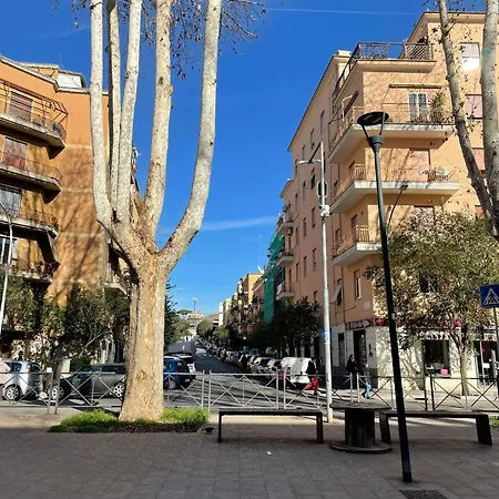 Linea 8, Monteverde Rome